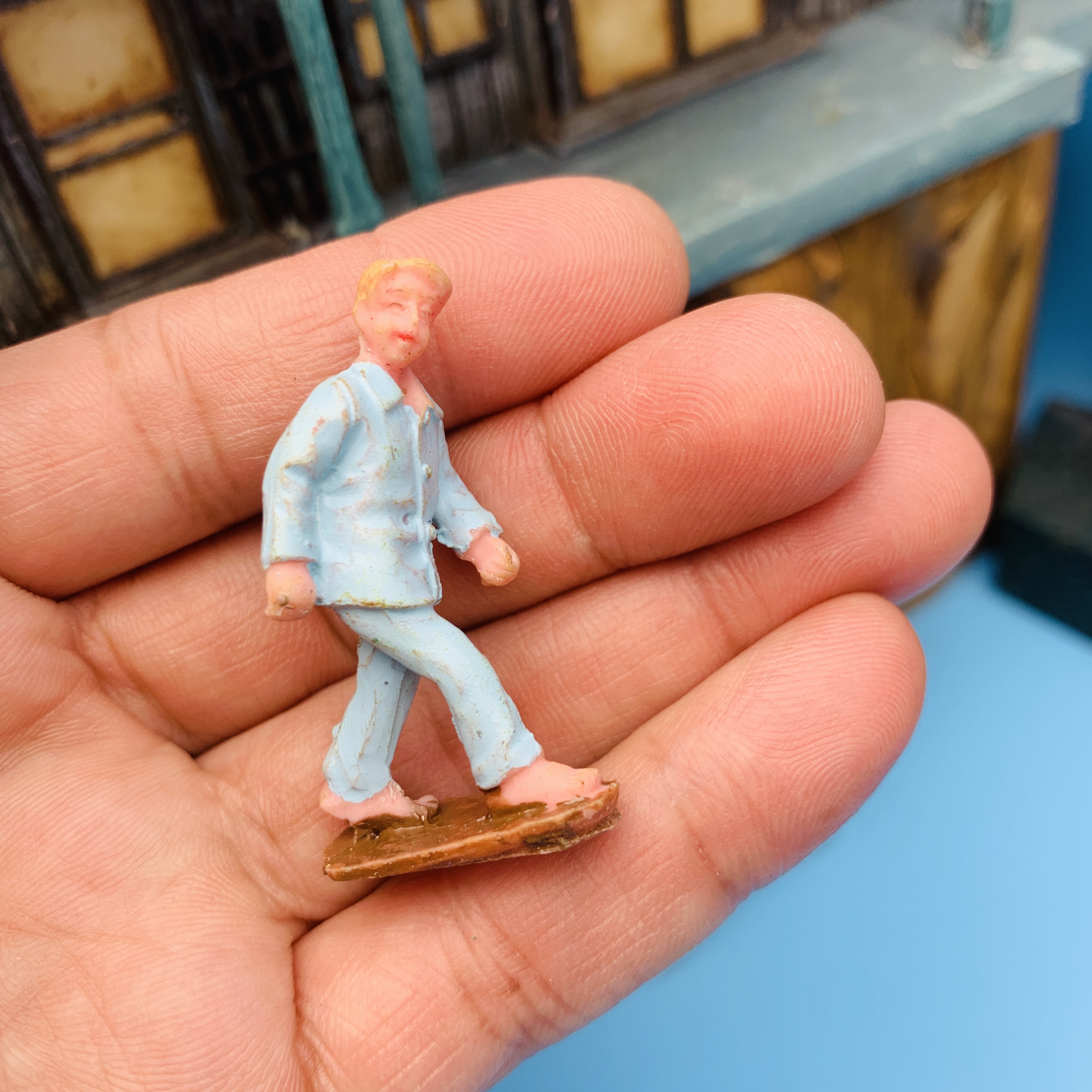 Miniature Doll Mini Figures Sa - Bonsai Garden Desk 评论和价格